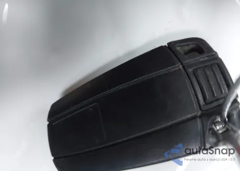 2008 BMW 328Xi z USA, uszkodzony, nr VIN WBAVC93508K042769